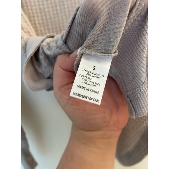Wishlist Waffle Knit Thermal Top Size Small - Picture 7 of 8